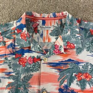 Tommy Bahama Coconut Point Shirt Mens L Coral Tropical IslandZone Aloha Luau